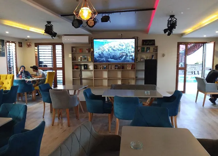 Tunis Vacation Rentals near The Arch of Cabo San Lucas