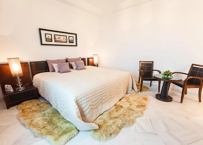 Tunis Hotels With Pool