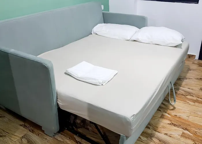 Cozy Studio With Working Space In Gammarth